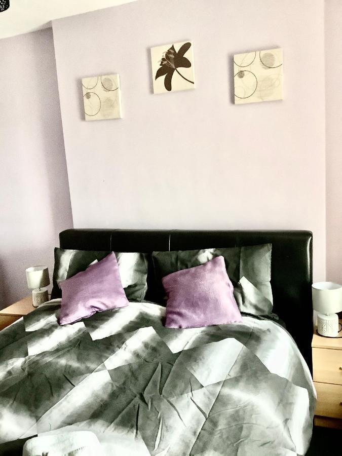 Heddfan Bed & Breakfast Llanboidy Bagian luar foto